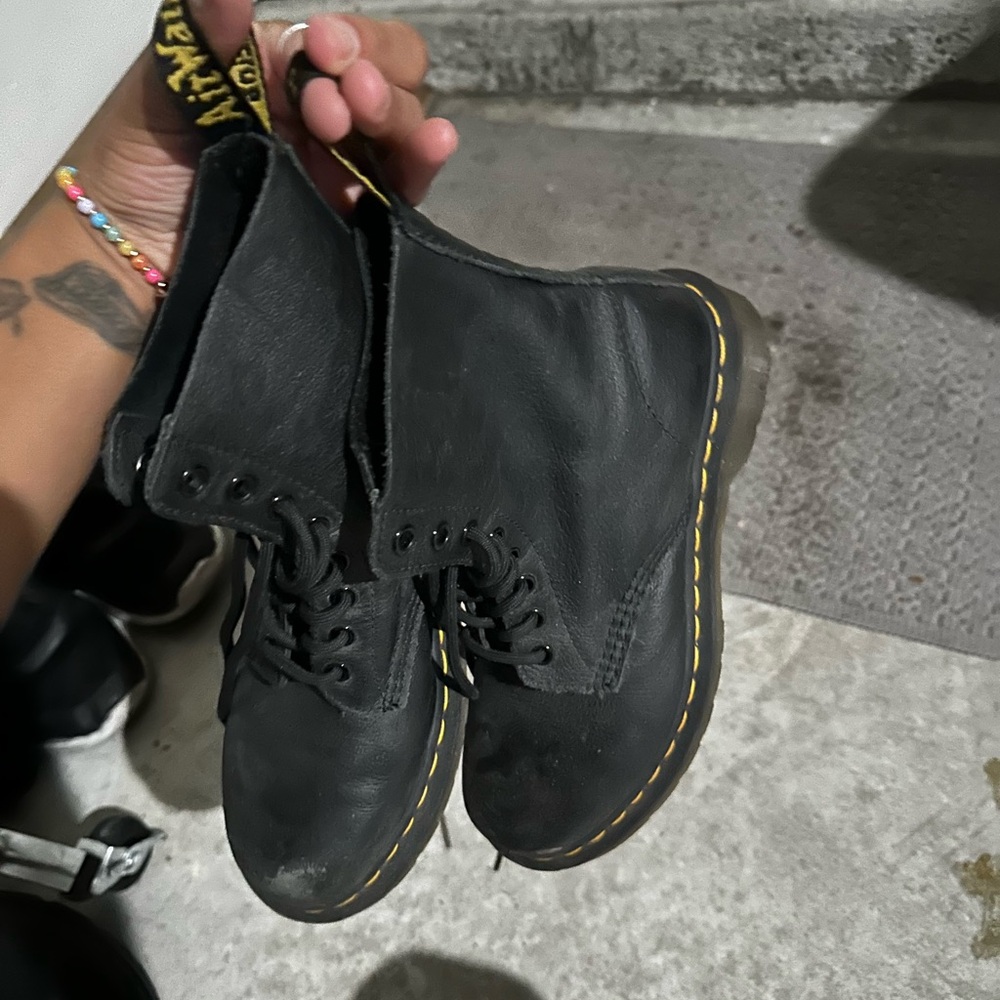 Dr Martens soft pascal leather